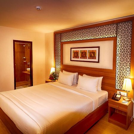 Incredible One Hotel Secundurabad Extérieur photo